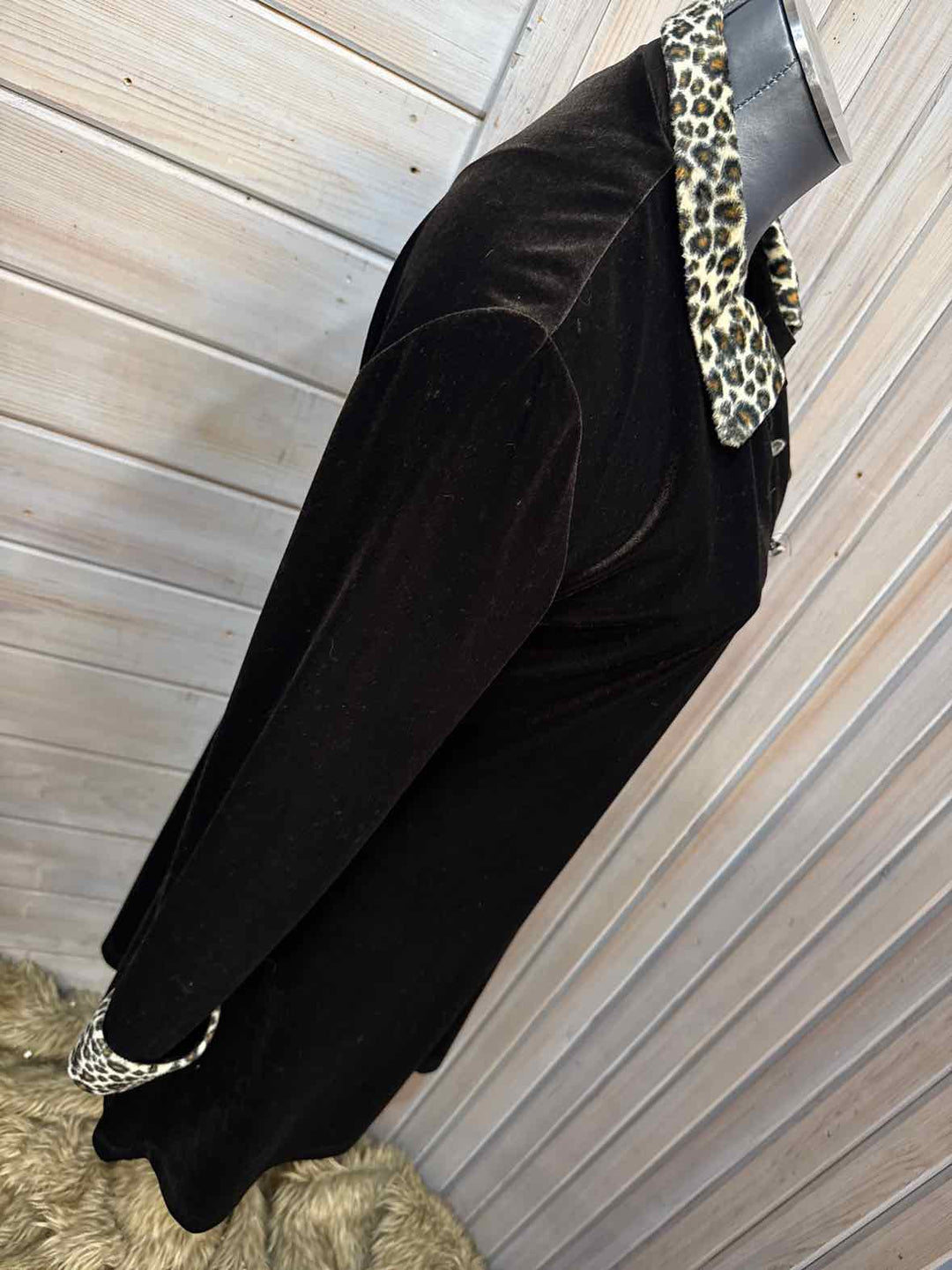 10 - Ronni Nicole Button Down