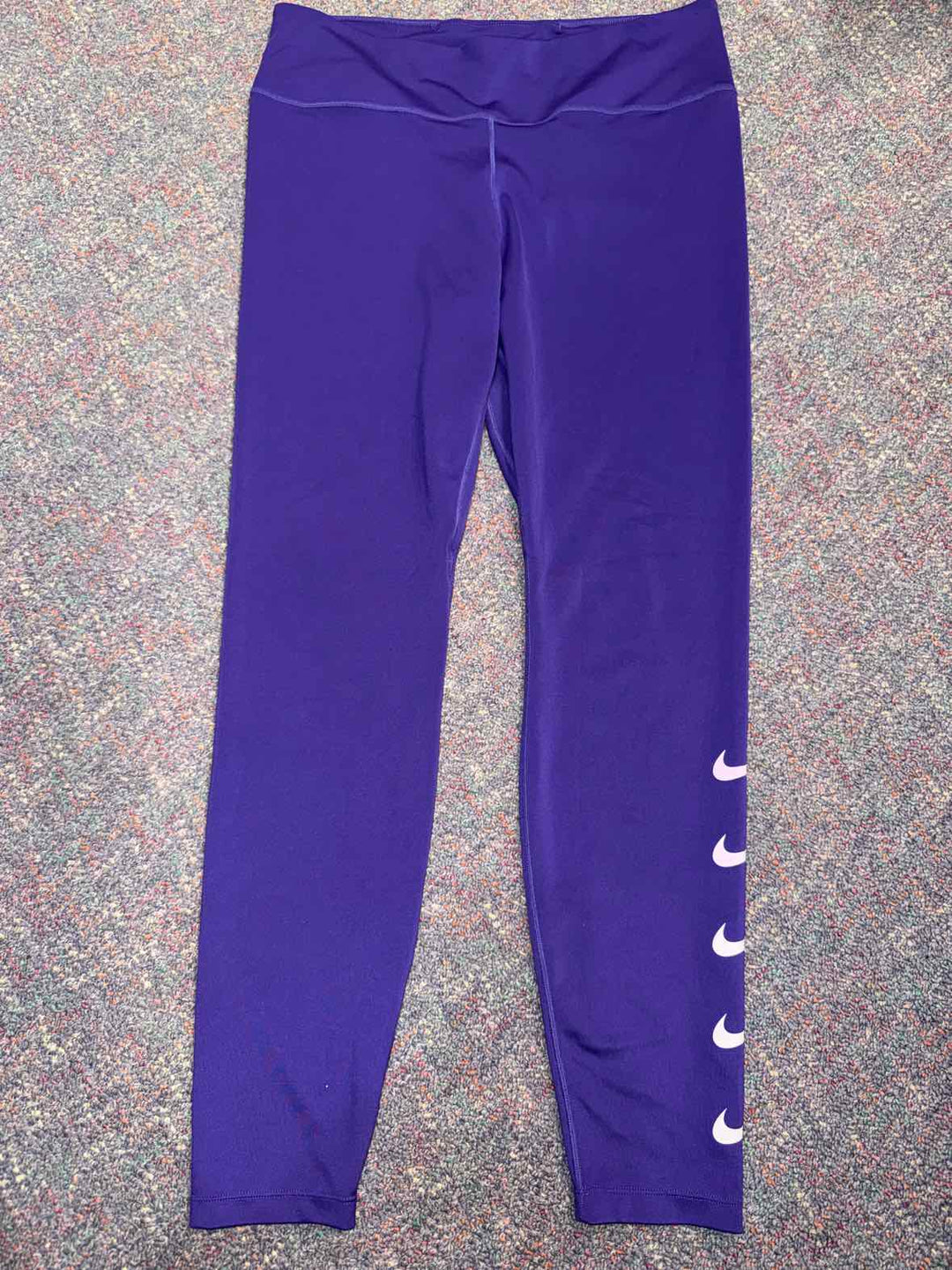 XL - Nike Leggings