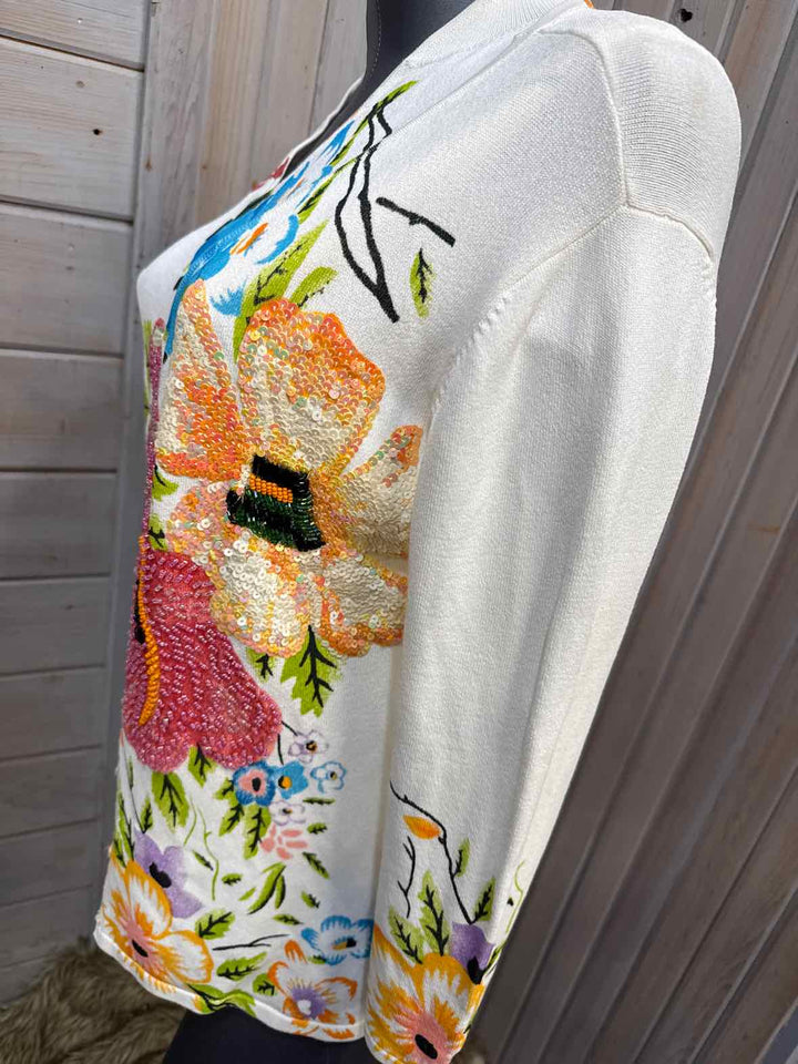Size M Finity Studio Cardigan & Tank