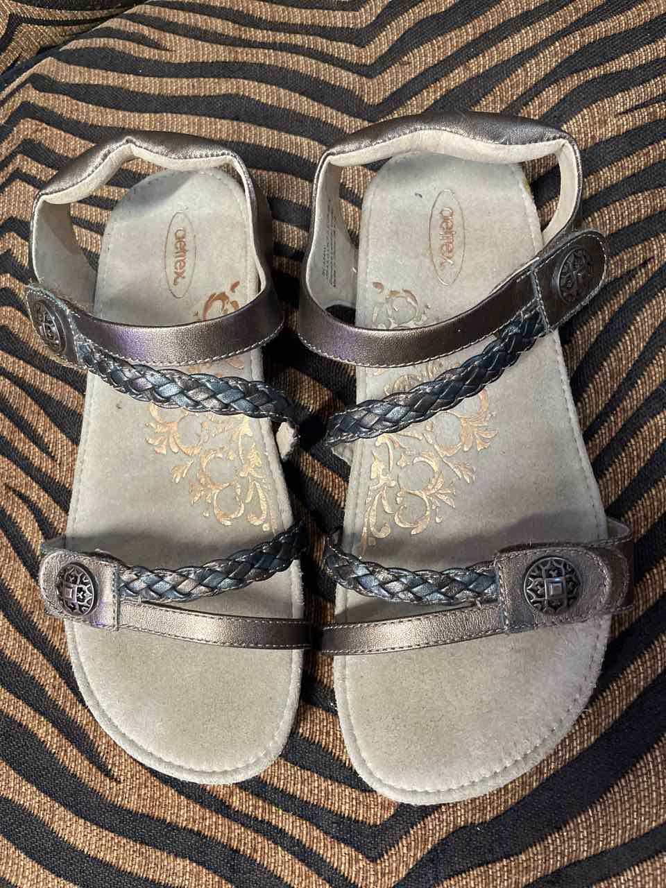 9 - Aetrex Sandals