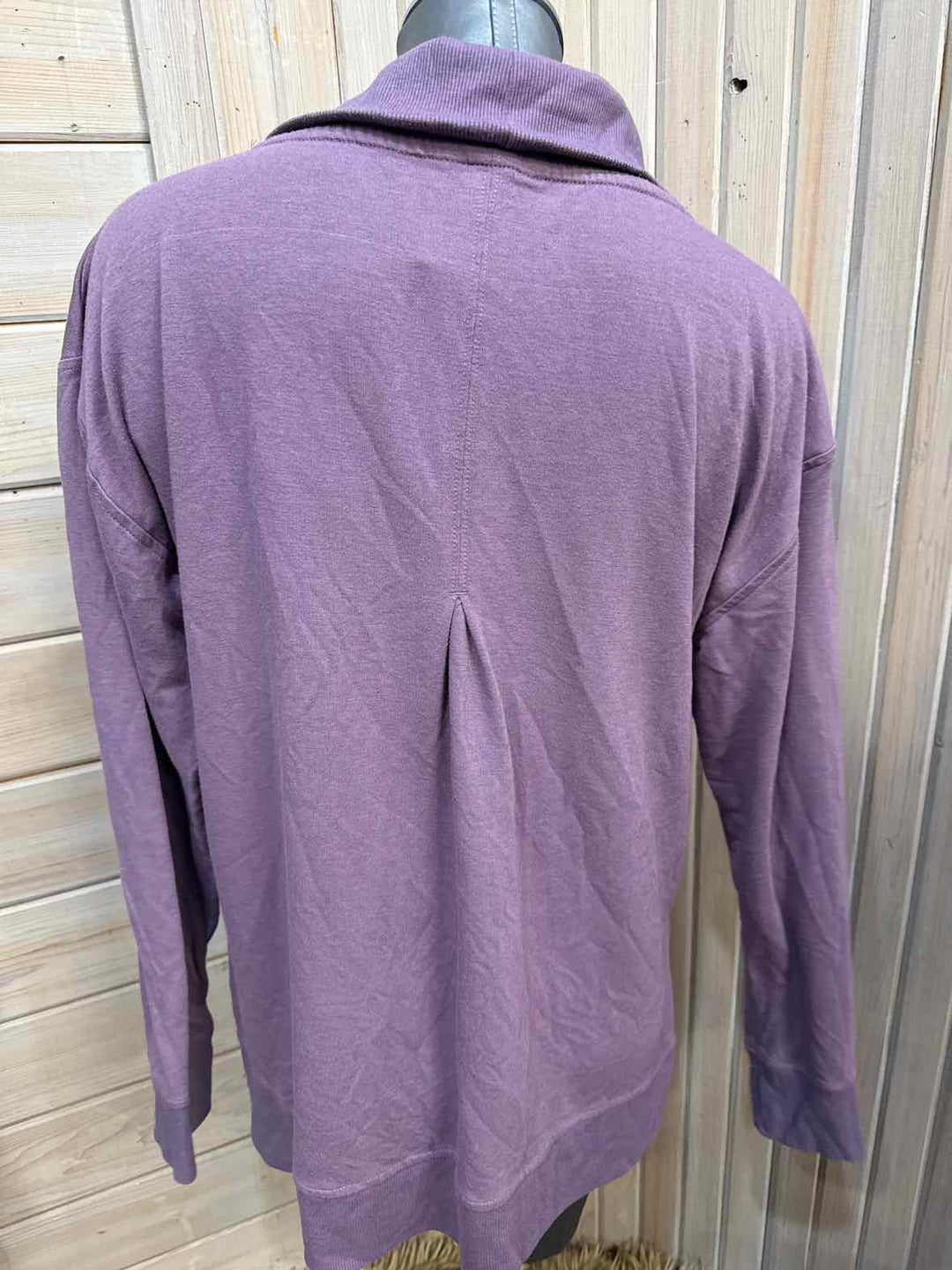 M - Danskin Turtleneck