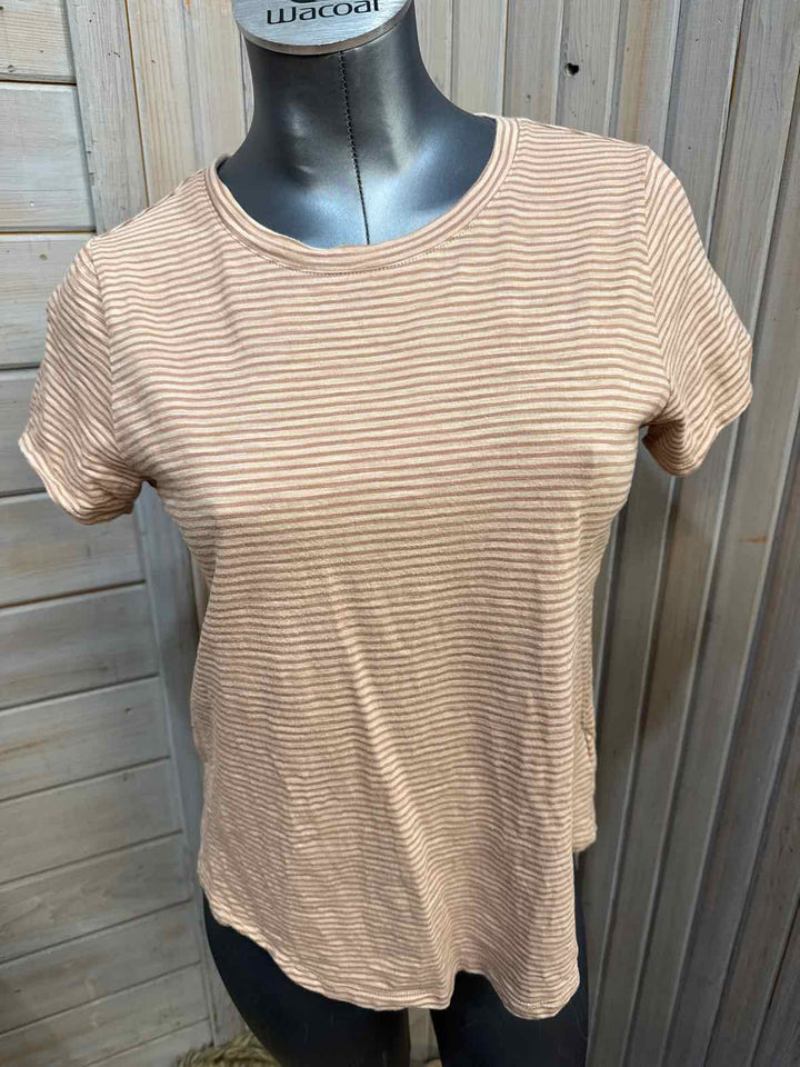 S - Old Navy T-Shirt