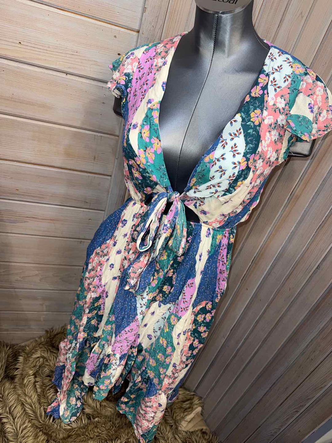 S - Olivaceous Dress