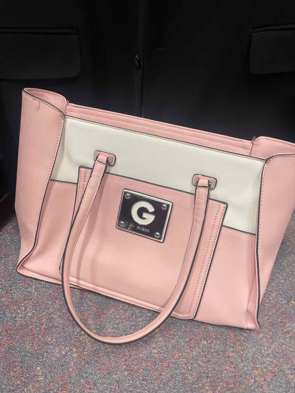 Purse - Guess Shoulder Bag