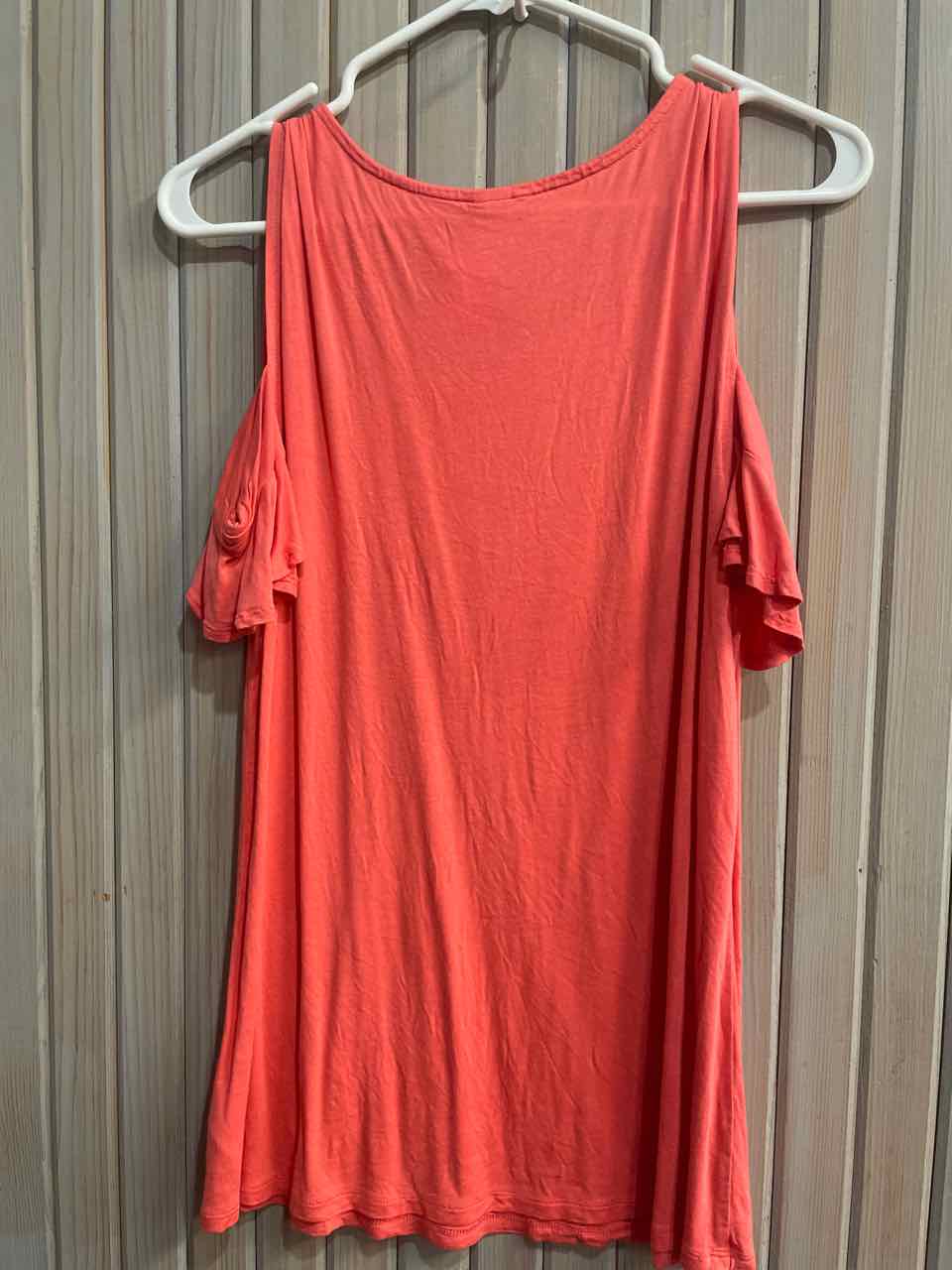 L - Old Navy Cold Shoulder