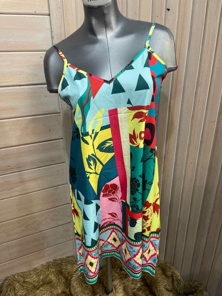 M - Unbranded Dress