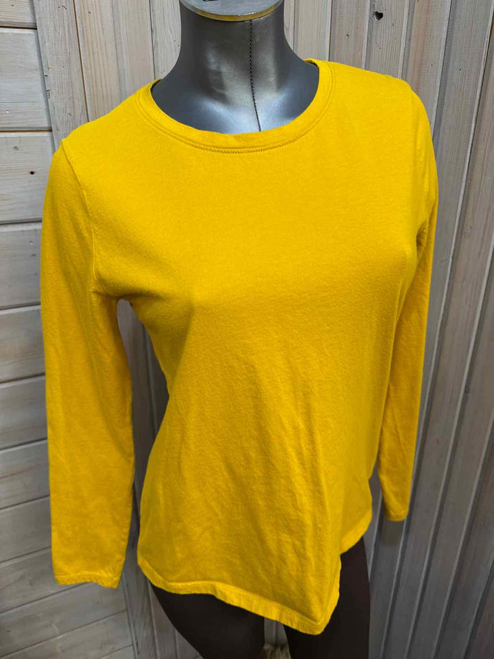 M - Time and Tru Long Sleeve