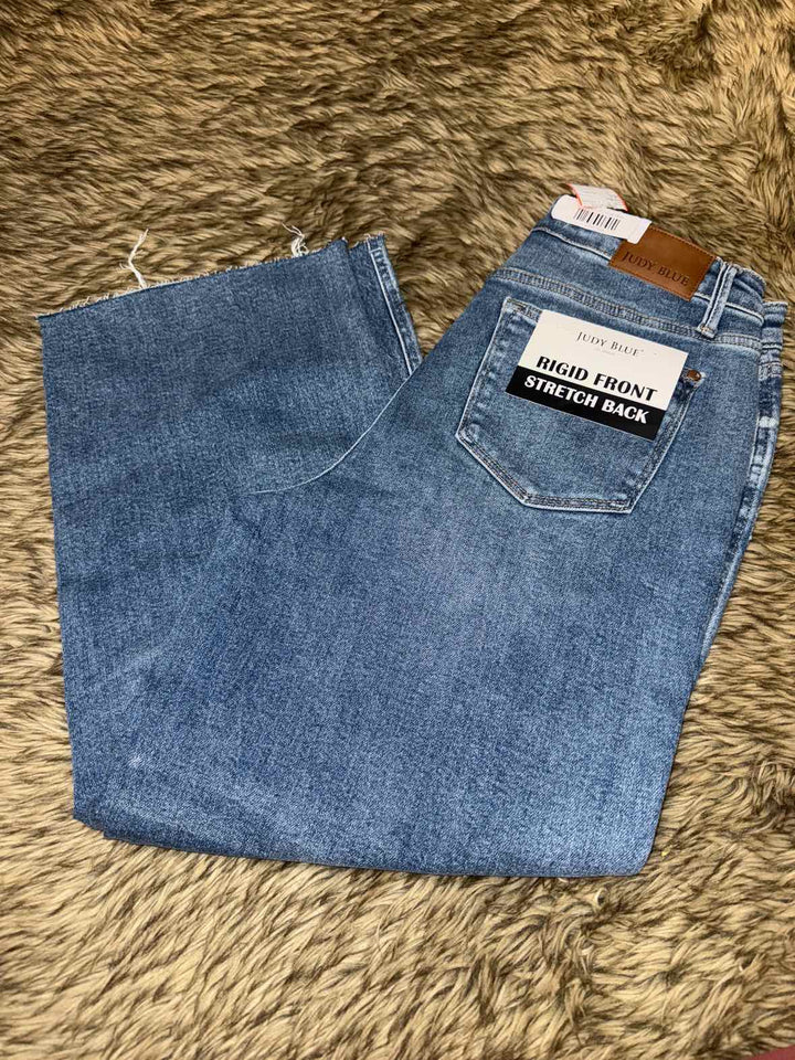 9/29 - Judy Blue Jeans