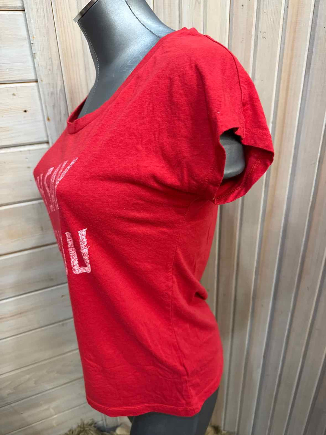 M - Old Navy T-Shirt