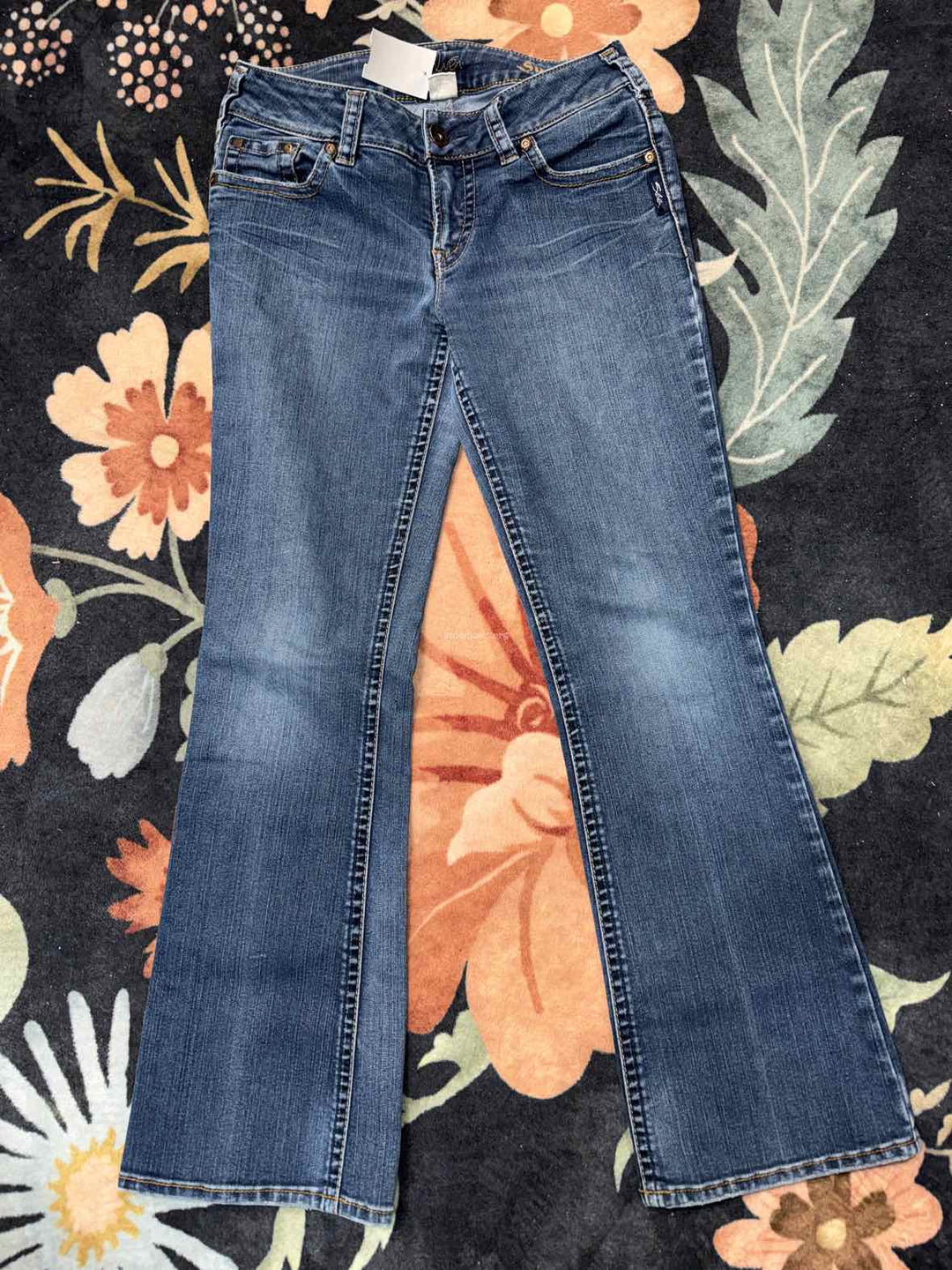 29 - Silver Jeans