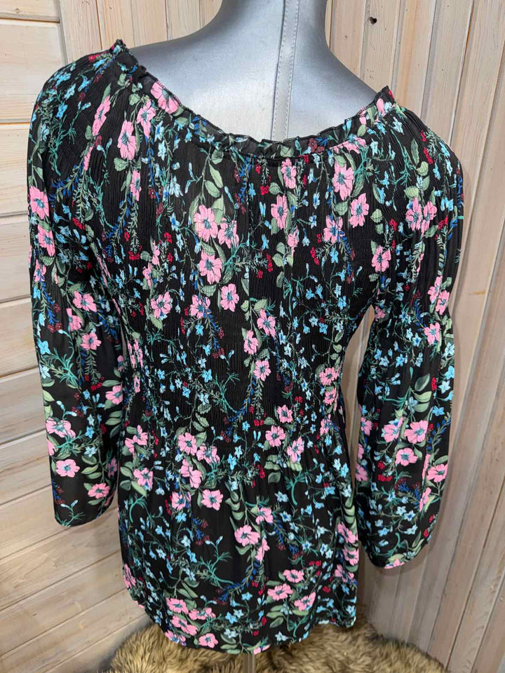 M - Spense Babydoll Top