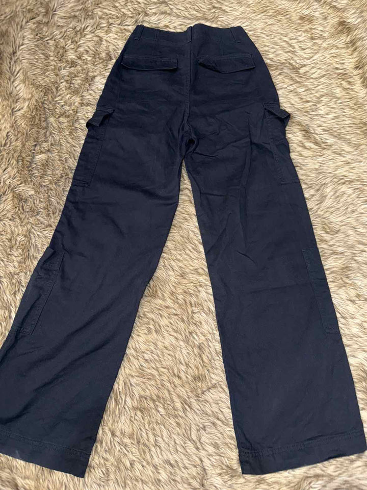 2 - H&M Jeans