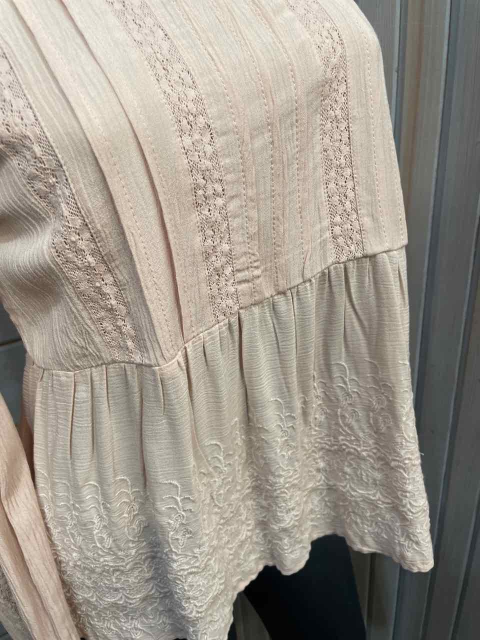 XS - American Eagle Babydoll Top
