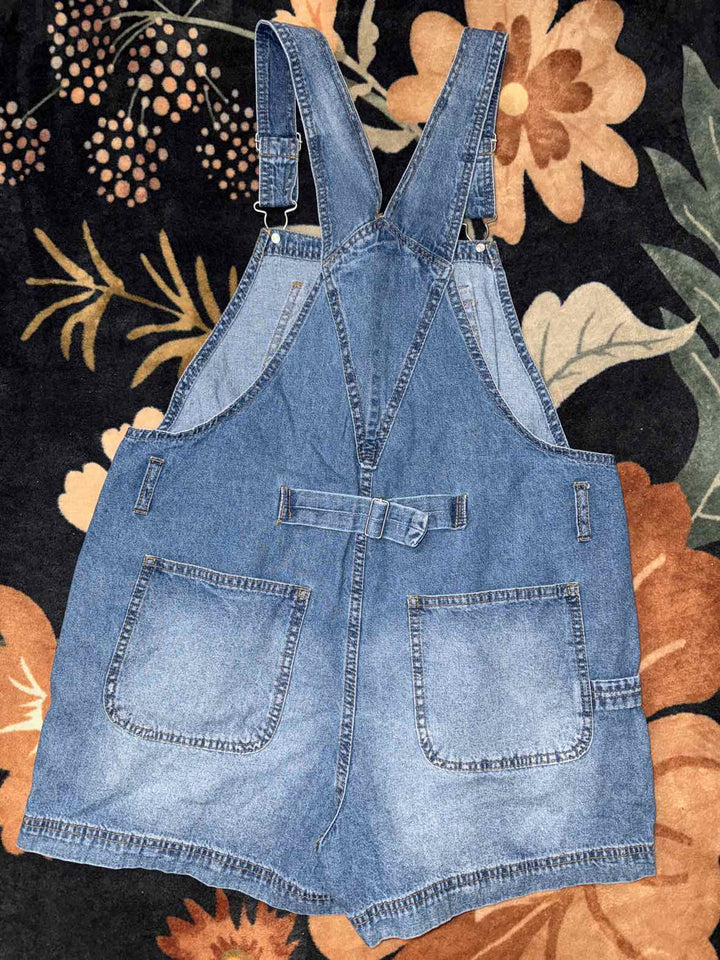 L - No Boundaries Shorts