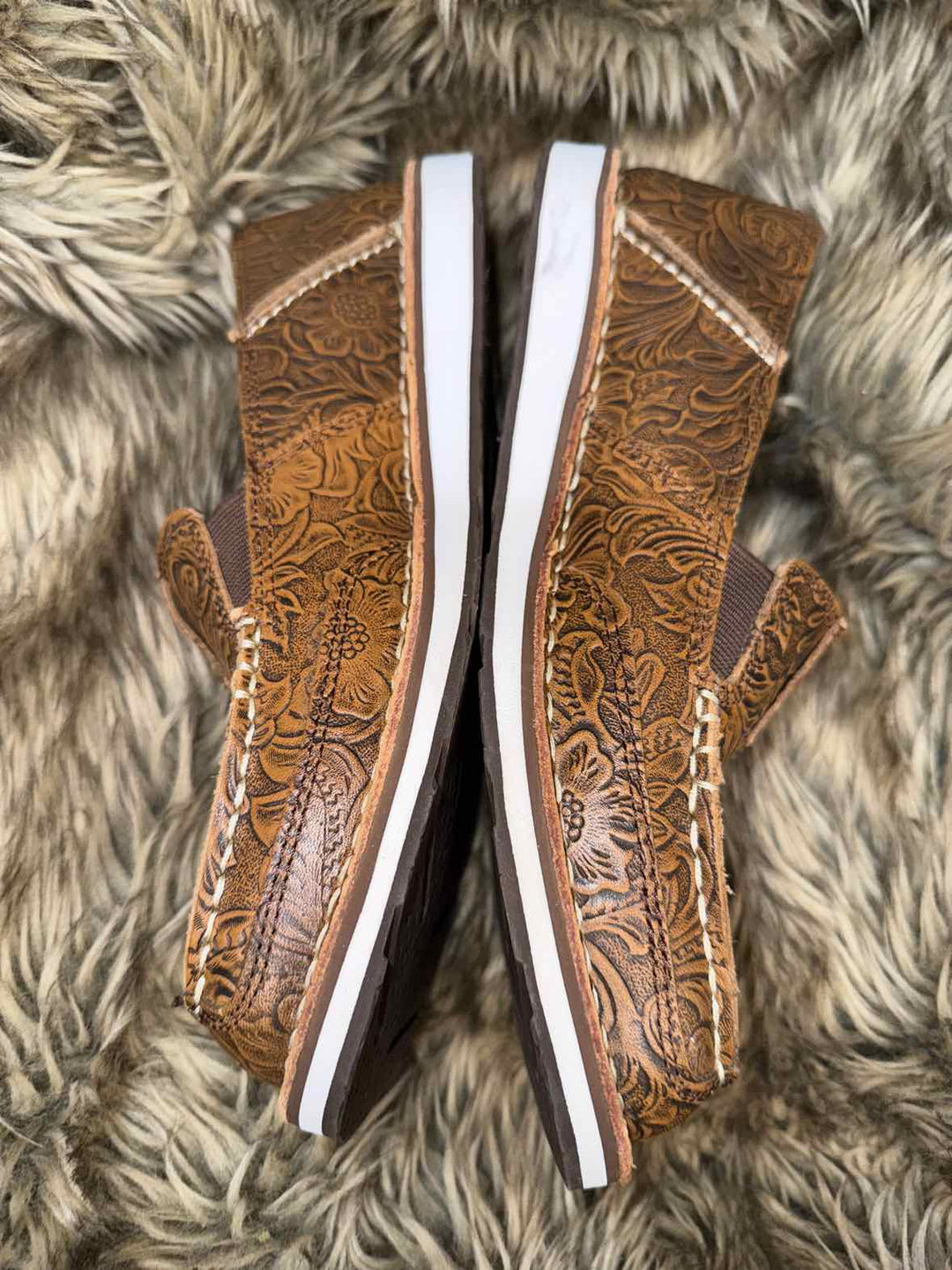 9 - Ariat Slip-on