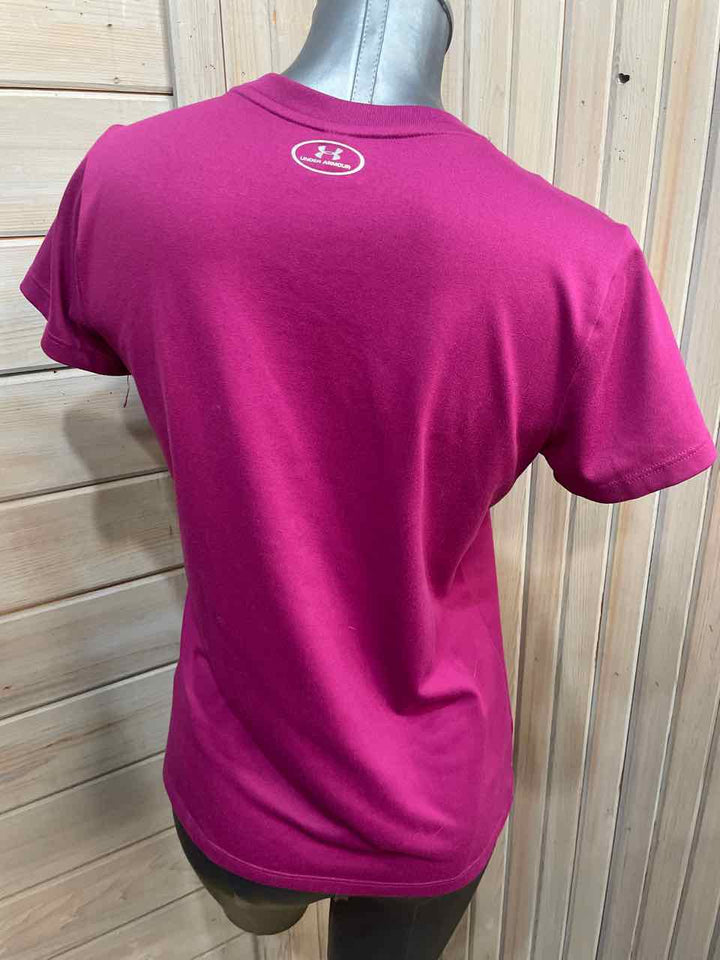 M - Under Armour T-Shirt