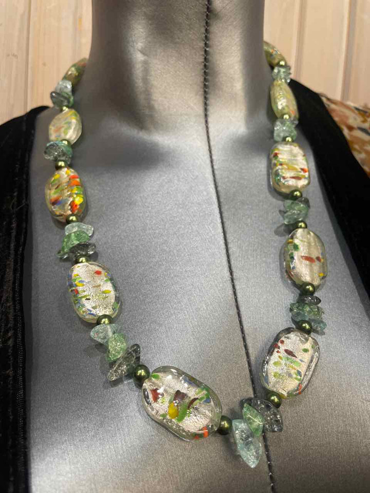 Jewelry - Necklace and Earring Set