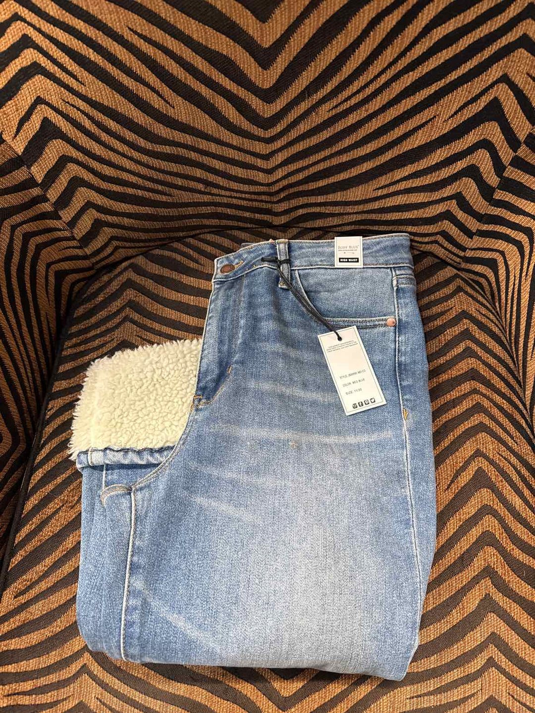 11/30 - Judy Blue Pants