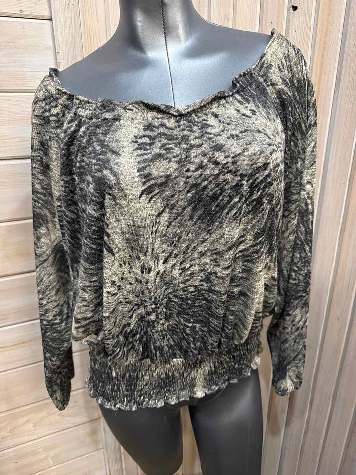 XL - JohnPaulRichard Long Sleeve