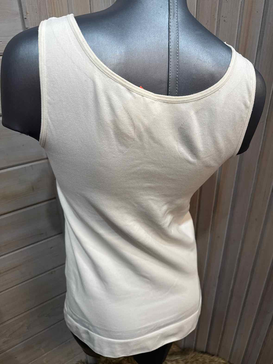 3X - Unbranded Tank