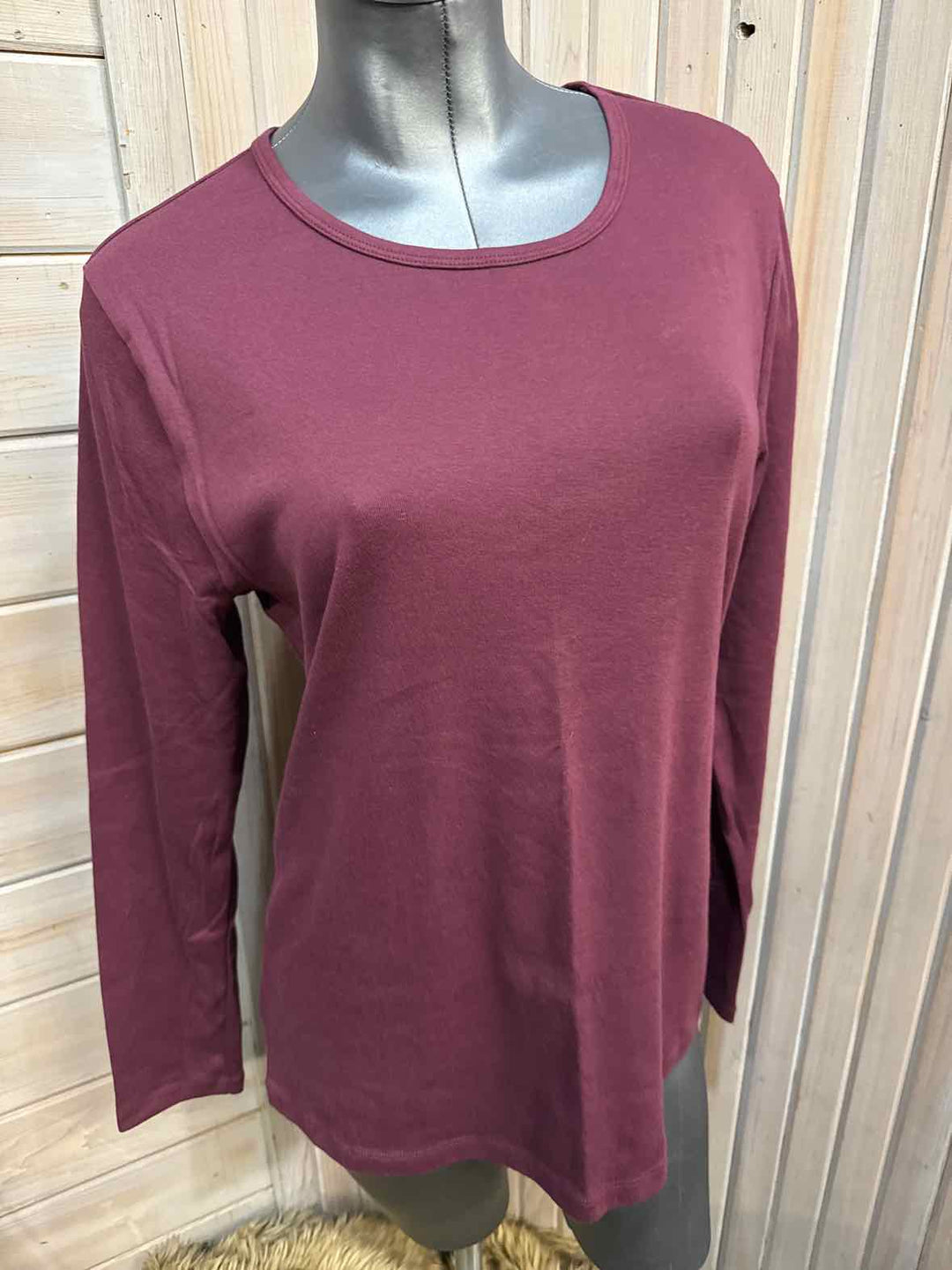 XL - Time and Tru Long Sleeve