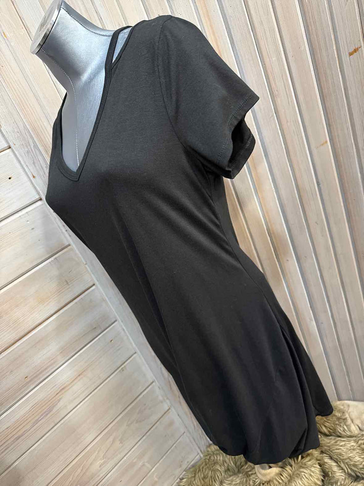 L - Black Dress