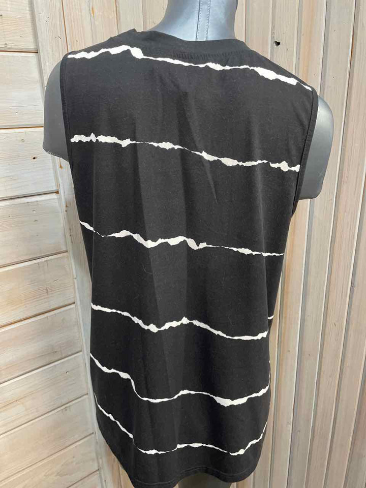 XL -  Unknown Tank