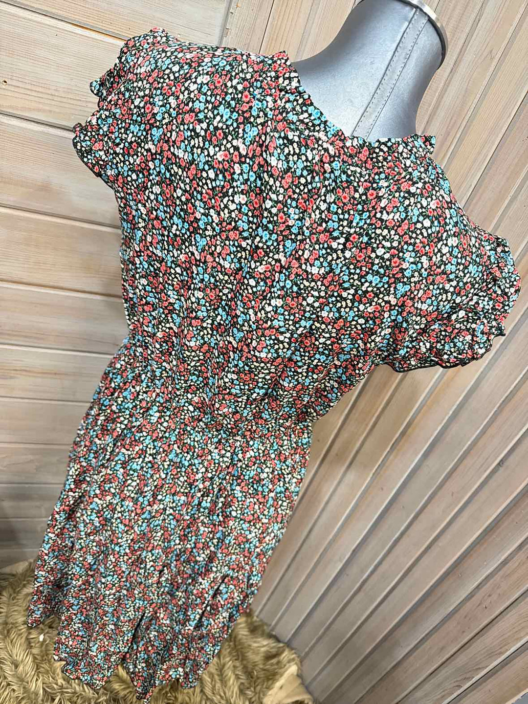 M - Unbranded Dress