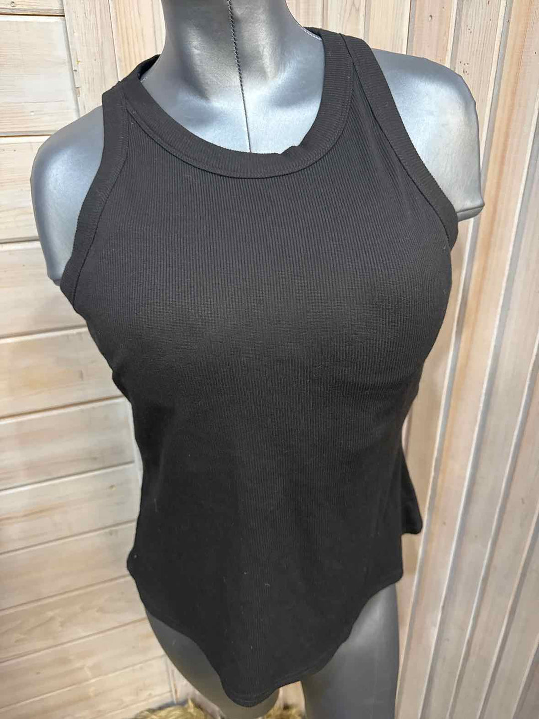 2X - Unknown Brand Tank