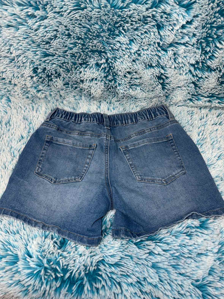 12 - So Shorts