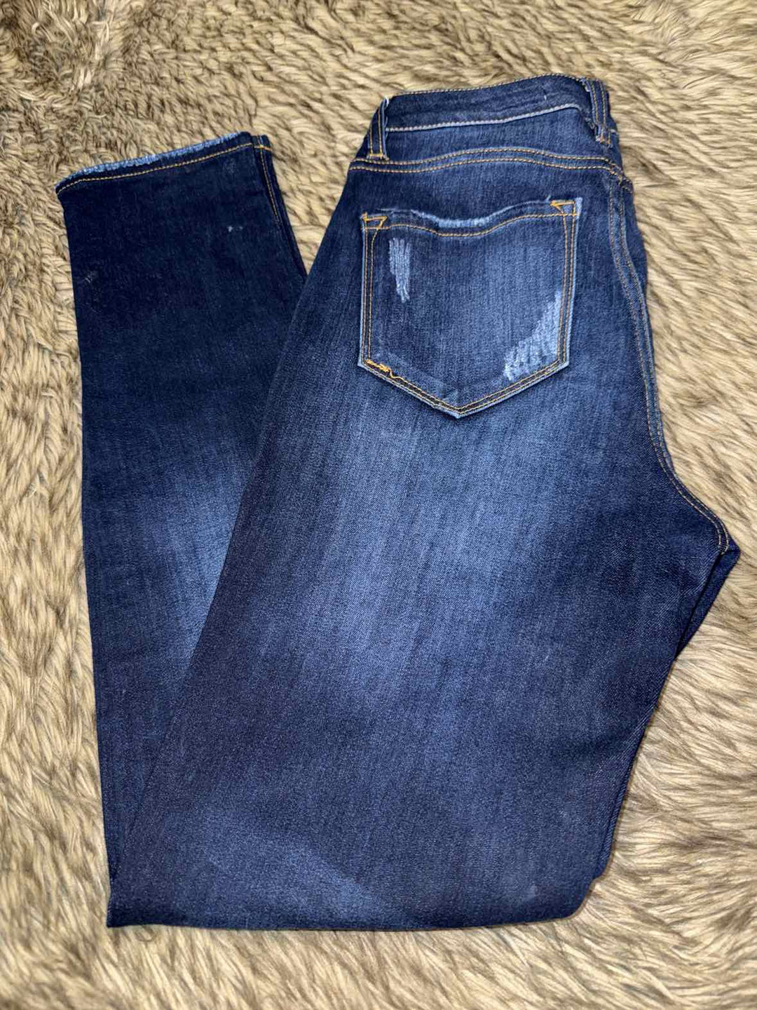 27 - Kancan Jeans