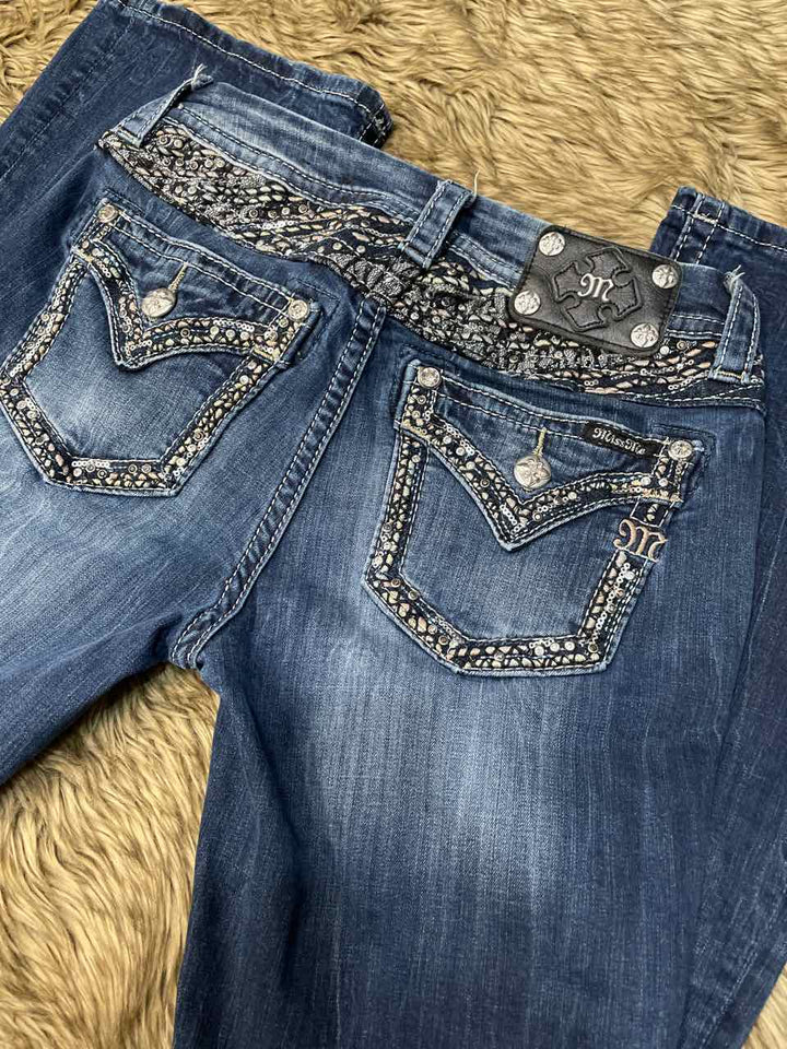27 - Miss Me Jeans
