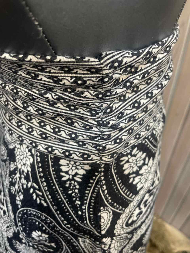 L - Faded Glory Skirt