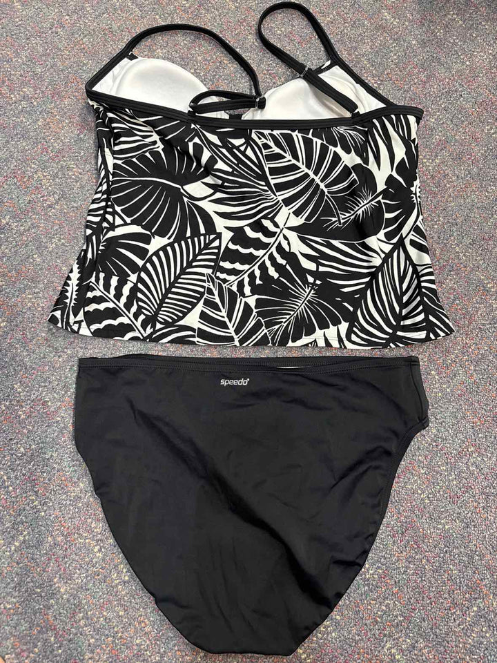 16 - Speedo Swimwear