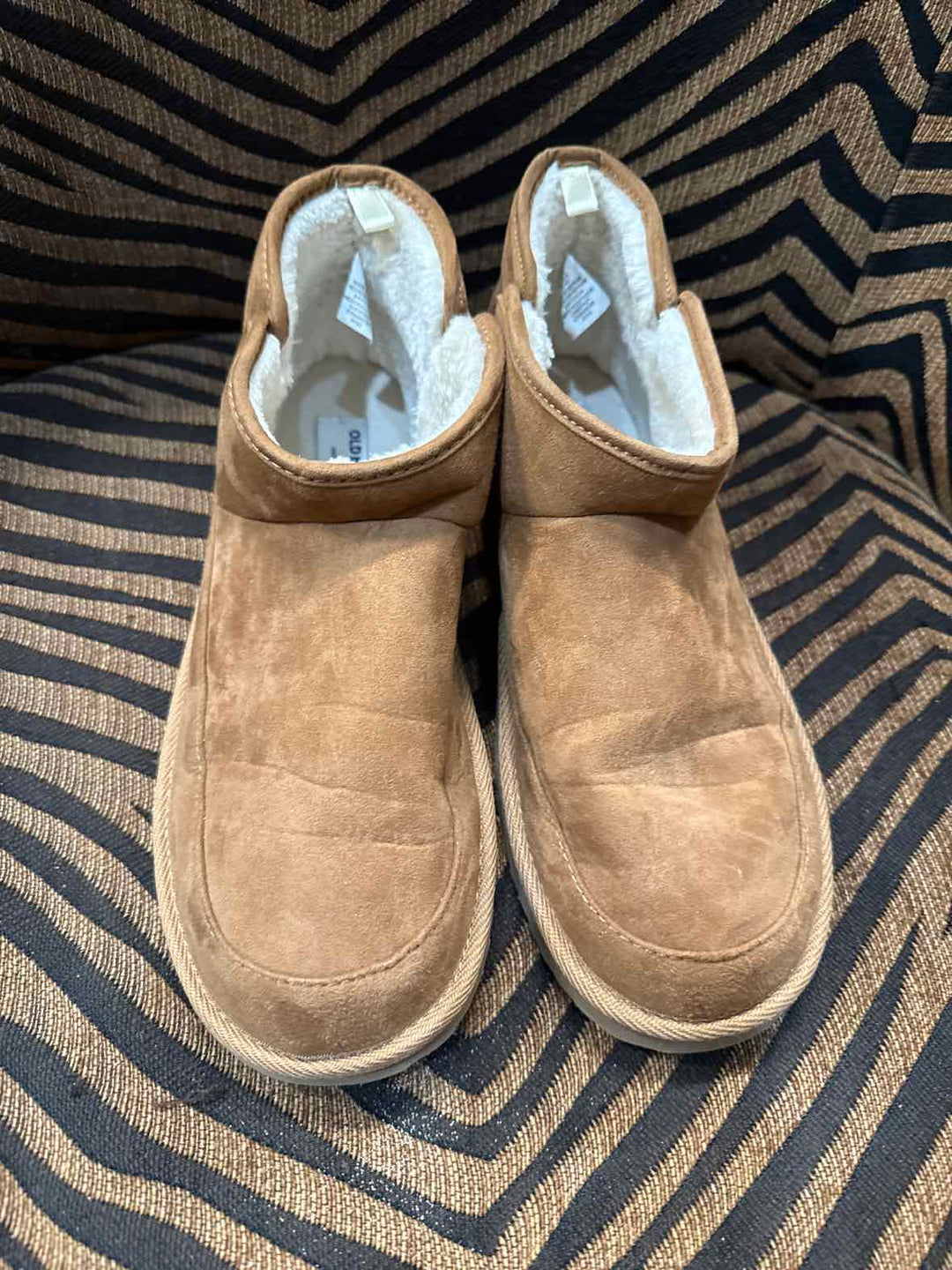 8.5 - Old Navy Boots