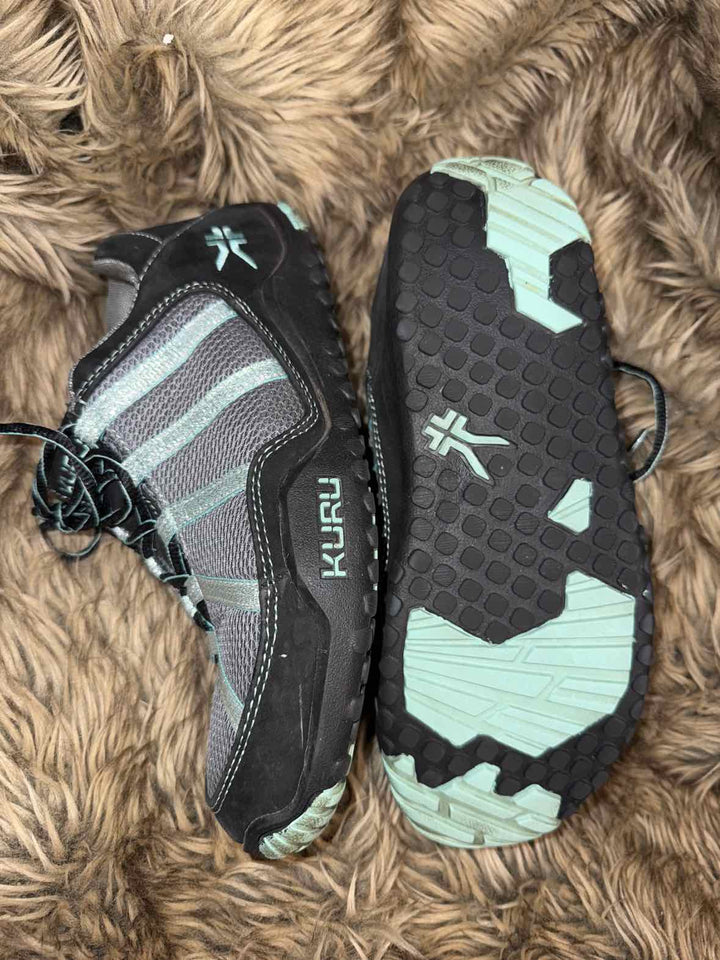 9 - KURU Sneakers
