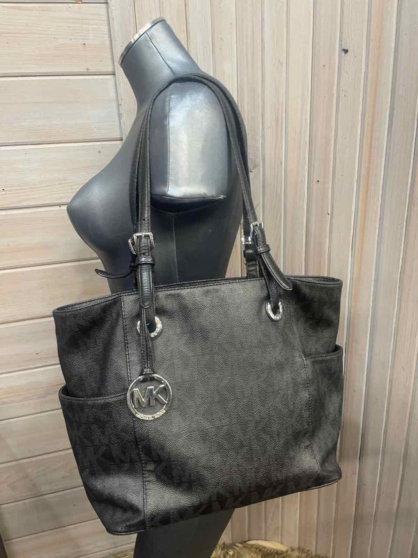 Purse - Michael Kors Shoulder Bag