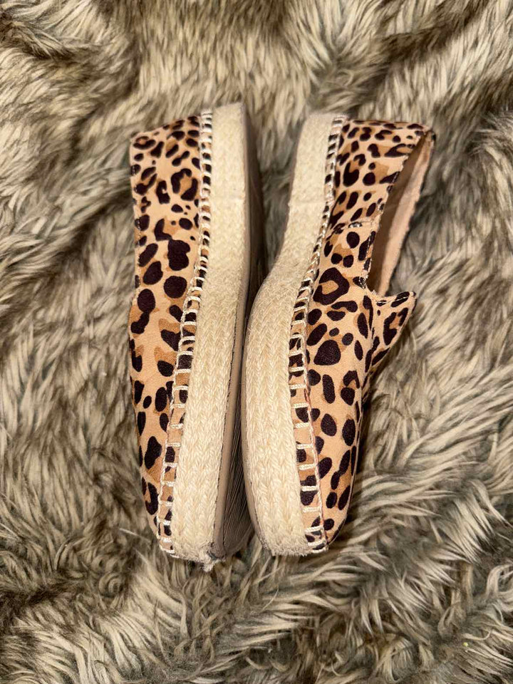 8 - Dr Scholls Slip-on
