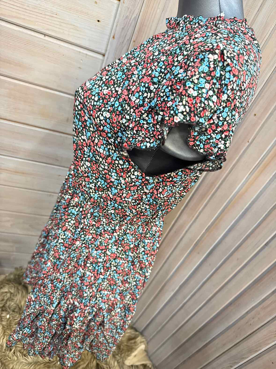 M - Unbranded Dress