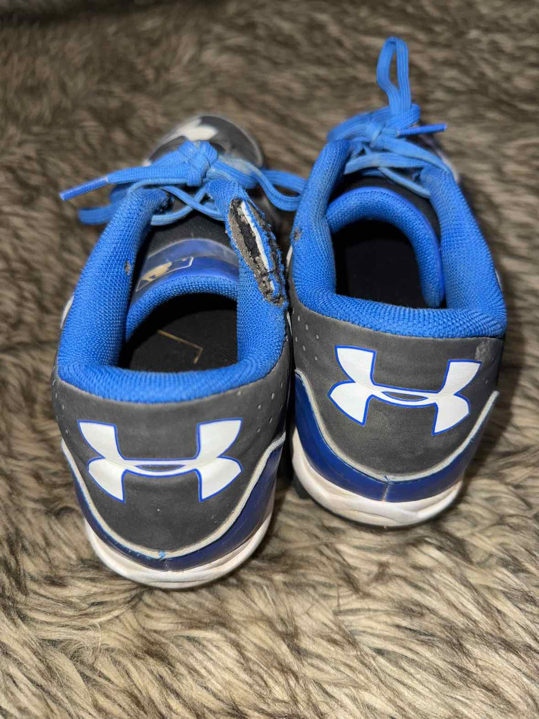 5.5 - Under Armour Shoes