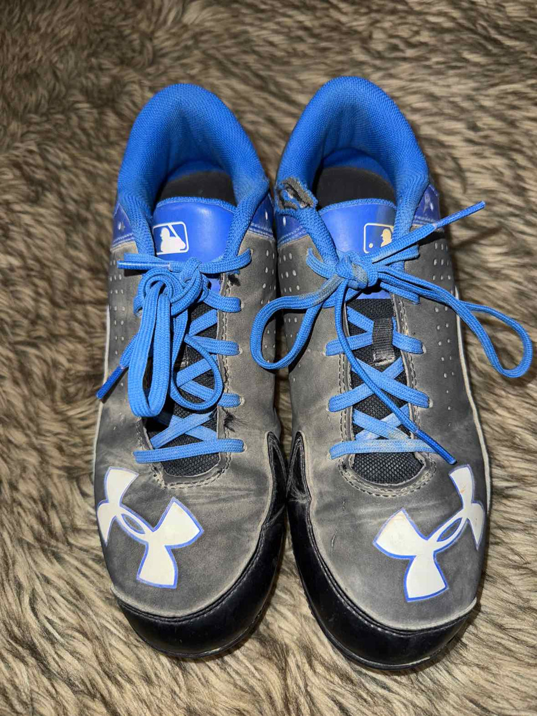 5.5 - Under Armour Shoes