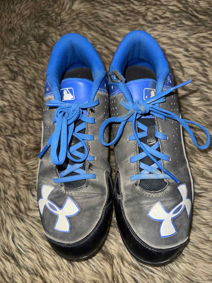 5.5 - Under Armour Shoes
