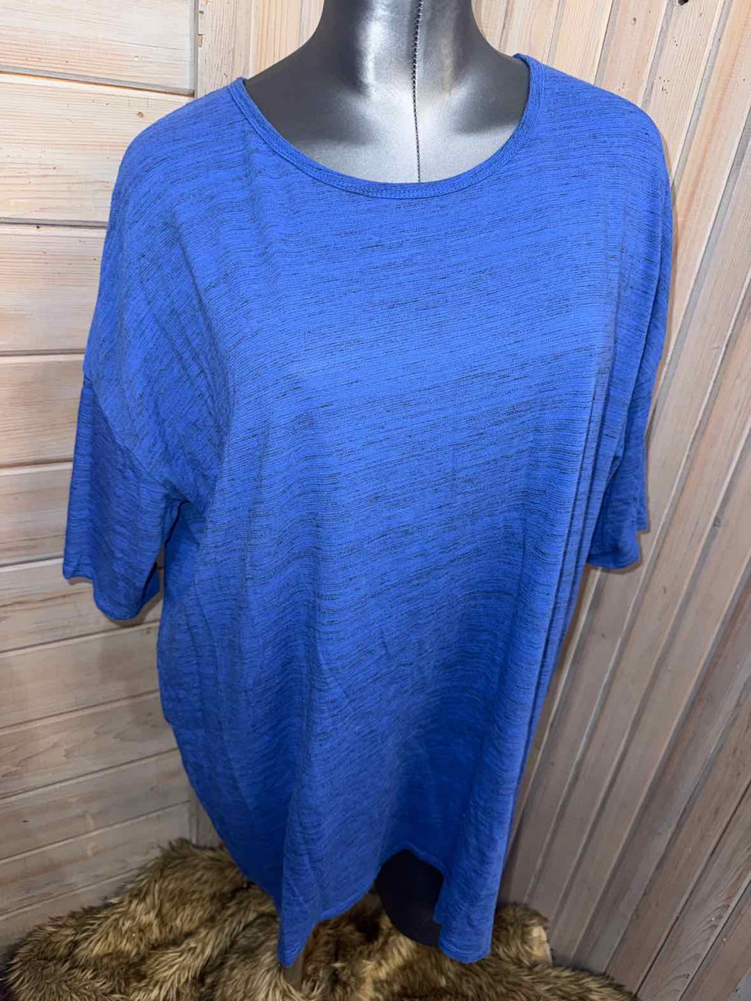 2X - LuLaRoe T-Shirt