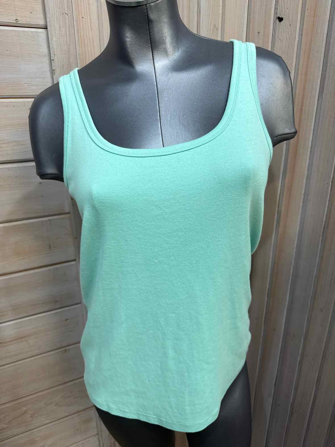 L - Realtivity Tank