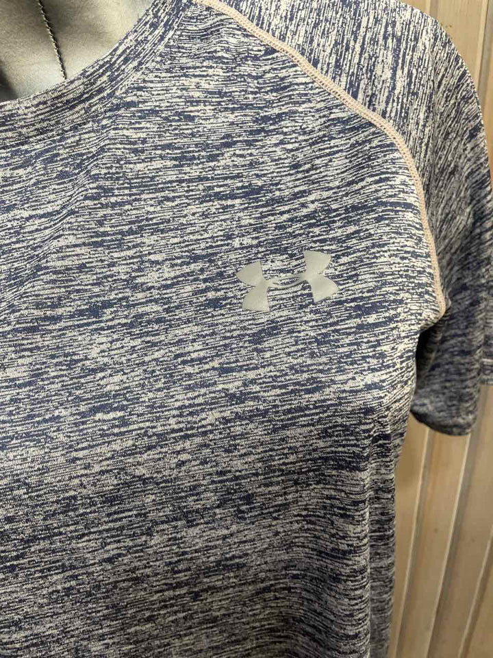 M - Under Armour T-Shirt