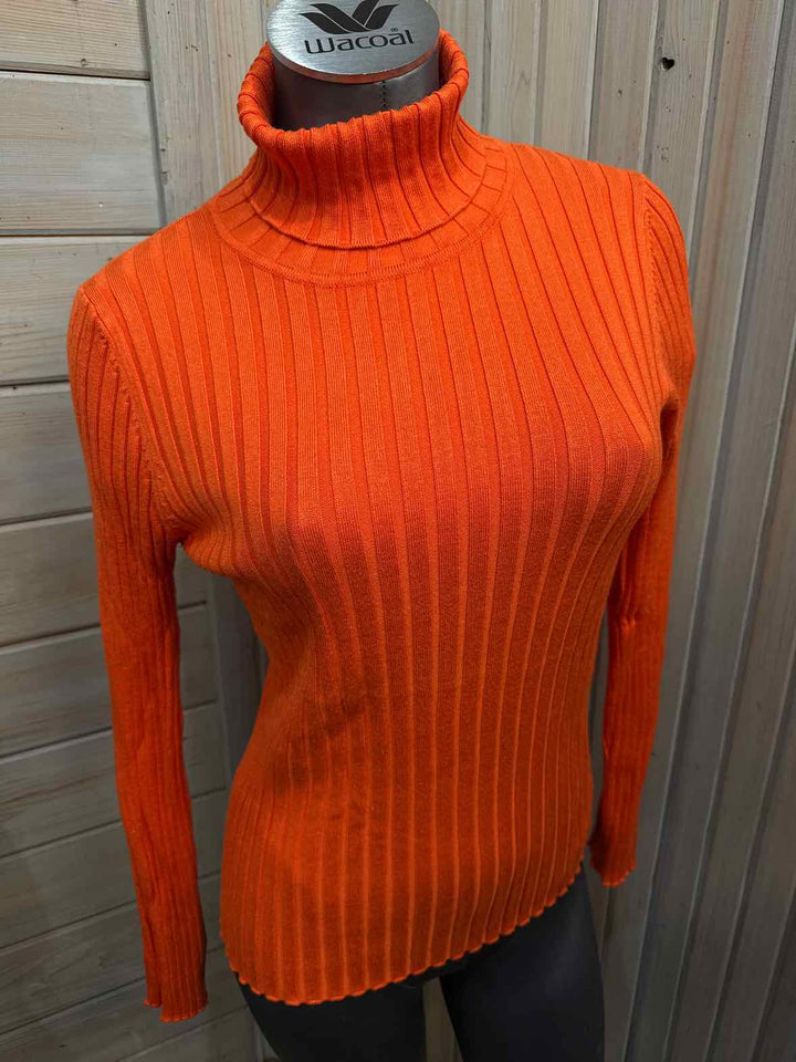 L - George Turtleneck