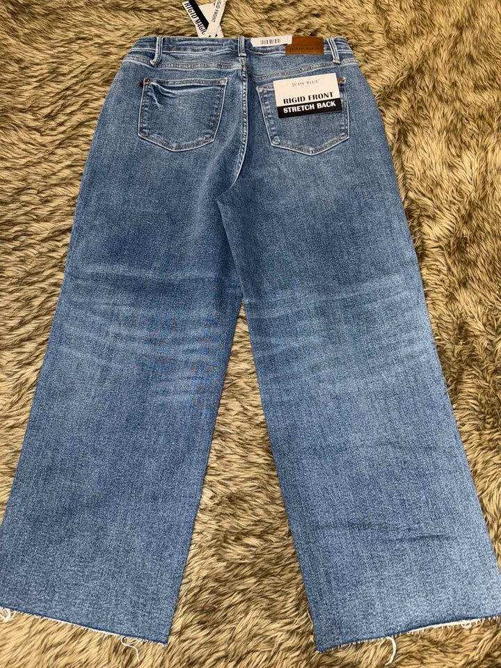 9/29 - Judy Blue Jeans