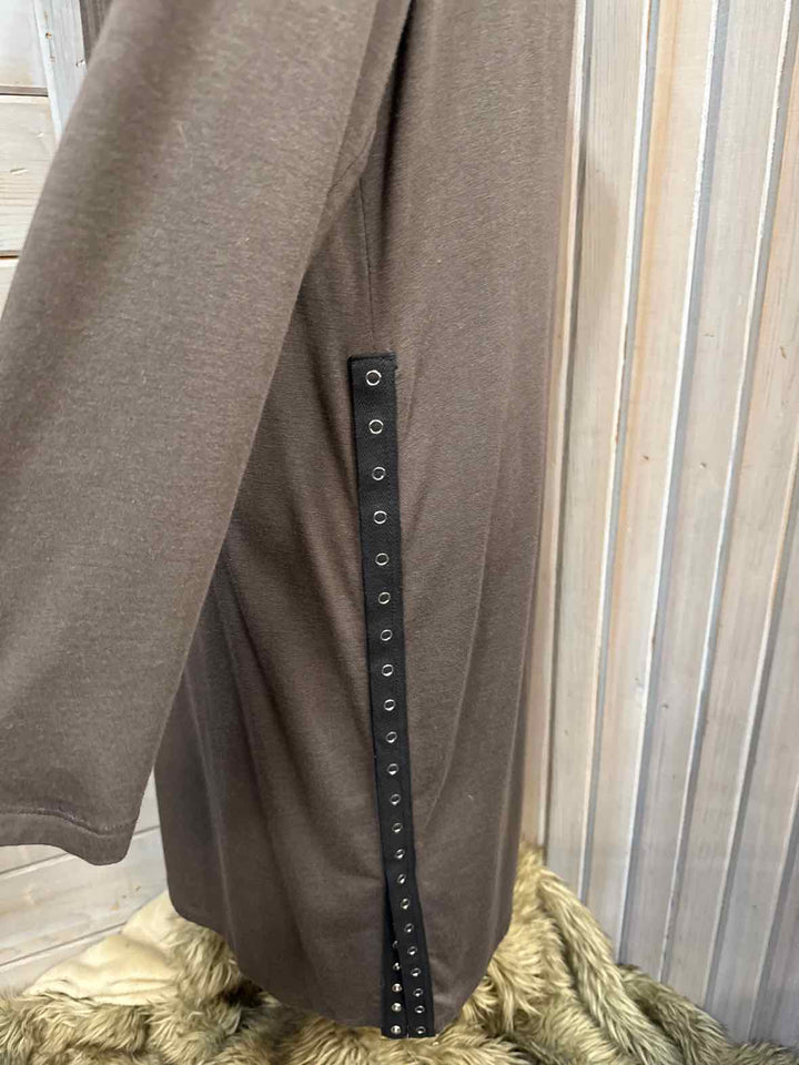 XL - chalet Dress