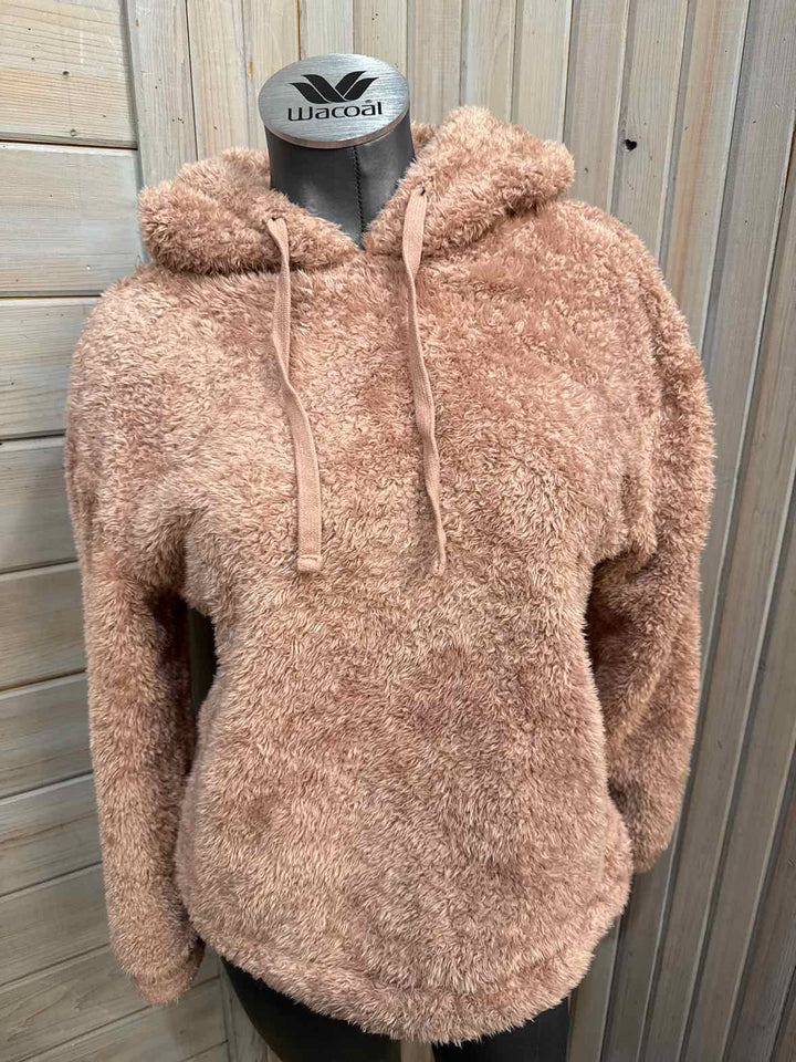 M - Universal Thread Hoodie