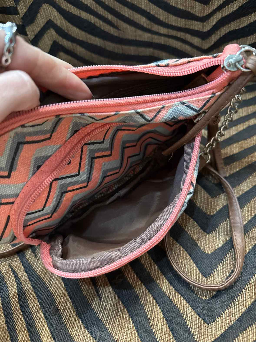 Purse - Unbranded Crossbody